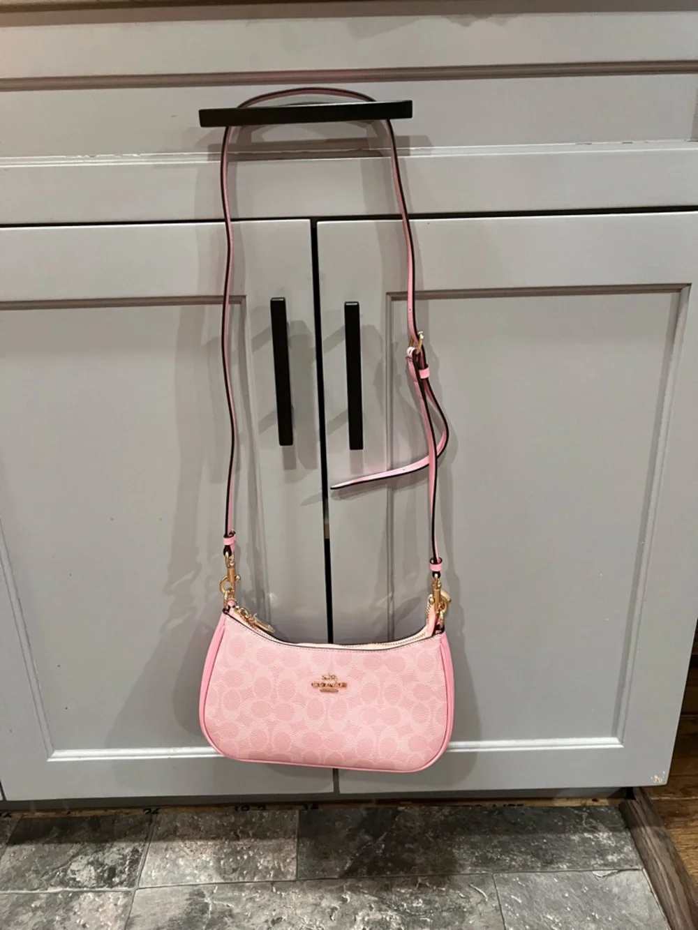 COACH Pink Teri bag, Signature Logo Convertible Crossbody - Picture 5 of 7